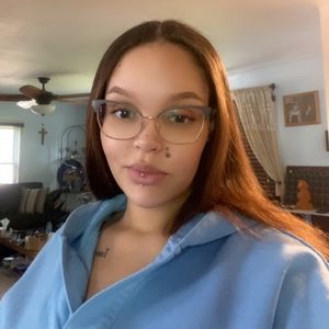 Meet your Posher, Annalisa